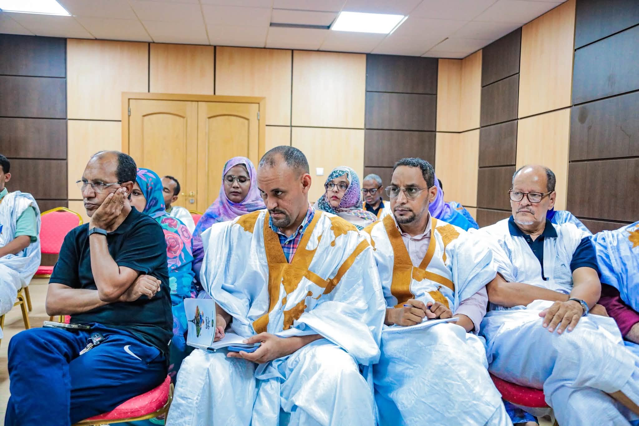 الأمانة الدائمة للاتصال والتكوين بحزب الإنصاف تبحث تطوير الأداء الإعلامي ومواكبة المواقف الداعمة للغزواني